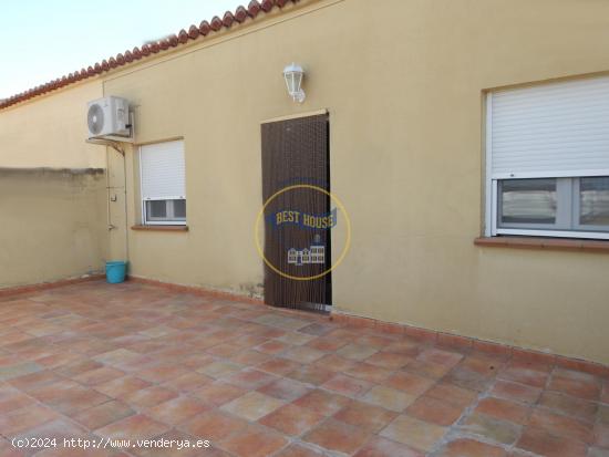 ESPACIOSA CASA CON TERRAZA Y GARAJE EN ONTINYENT. - VALENCIA