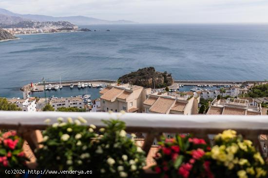 Se alquila por semanas espectacular semiático con vistas en Marina del Este - GRANADA