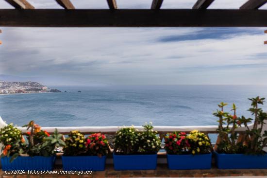 Se alquila por semanas espectacular semiático con vistas en Marina del Este - GRANADA