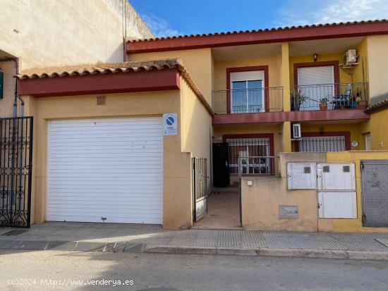 CHALET ADOSADO en Pozo Estrecho - MURCIA