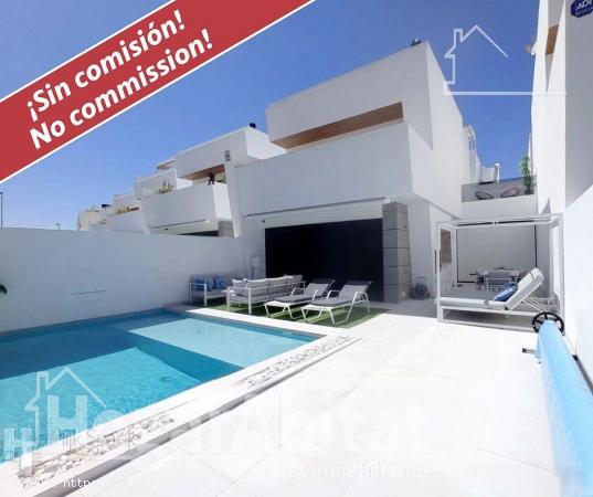 ¡ESPECTACULAR! ADOSADO CON GARAJE, TERRAZA Y PISCINA PRIVADA - MURCIA