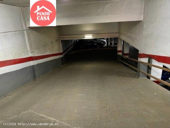 NO DEJES TU COCHE EN LA CALLE, PLAZA PARA COCHE PEQUEÑO - VALENCIA