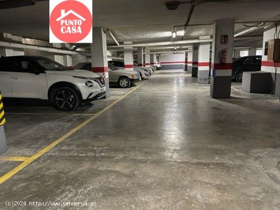 NO DEJES TU COCHE EN LA CALLE, PLAZA PARA COCHE PEQUEÑO - VALENCIA