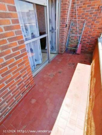 Piso de 4 dormitorios, con Garaje y Trastero en Zona Centro de Caceres - CACERES