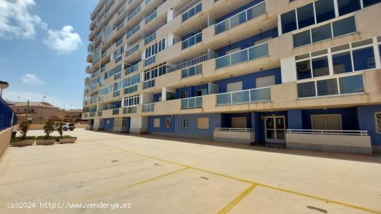 SE VENDE PLAZA DE GARAJE EN SOTANO EN URB. MAR AZUL. PLAYA HONDA - MURCIA