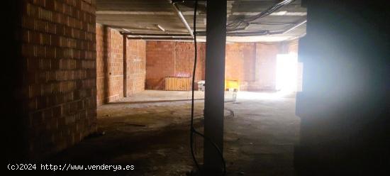 Se Alquila Local Comercial en El Toyo - ALMERIA