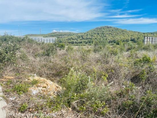 PARCELA INDUSTRIAL DE 429 M2 EN CALAFELL - TARRAGONA