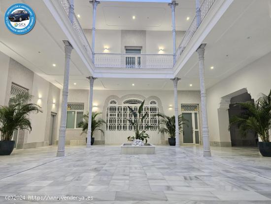  BONITO APARTAMENTO JUNTO A LA PLAZA DEL CABILDO - CADIZ 