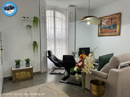 BONITO APARTAMENTO JUNTO A LA PLAZA DEL CABILDO - CADIZ