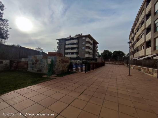 VIVIENDA EXTERIOR EN ZONA RESIDENCIAL EN LA  ZONA DE CAN LLOG- SABADELL - BARCELONA