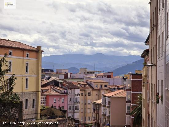 BUEN PISO EN EL CENTRO DE SANTANDER PARA REFORMAR - CANTABRIA