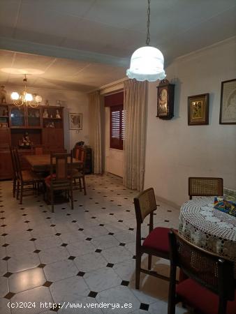  Casa de pueblo en venta en el centro de Castalla - ALICANTE 