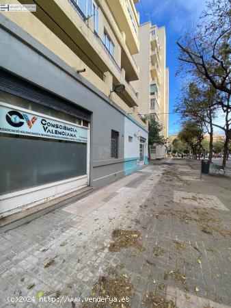 LOCAL EN VENTA CALLE AMISTAD CON AV. BLASCO IBAÑEZ - VALENCIA