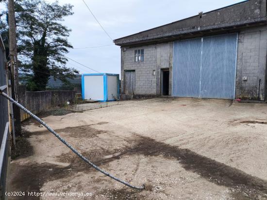 Parcela con nave y terreno en Coristanco - A CORUÑA