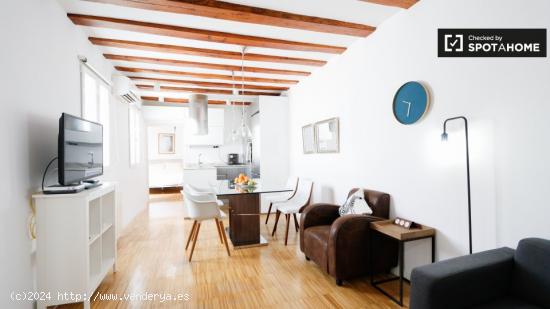 Elegante apartamento de 1 dormitorio en alquiler en Centro - MADRID