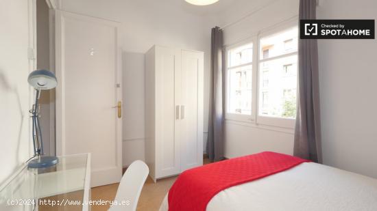 Encantadora habitación con cama doble en alquiler en El Clot, Barcelona - BARCELONA