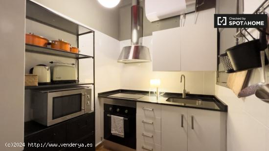 Apartamento de 2 dormitorios en alquiler en El Raval - BARCELONA