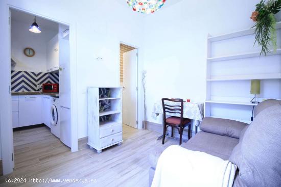 Piso completo de 1 dormitorio con amplia terraza en Peñagrande, Madrid! - MADRID