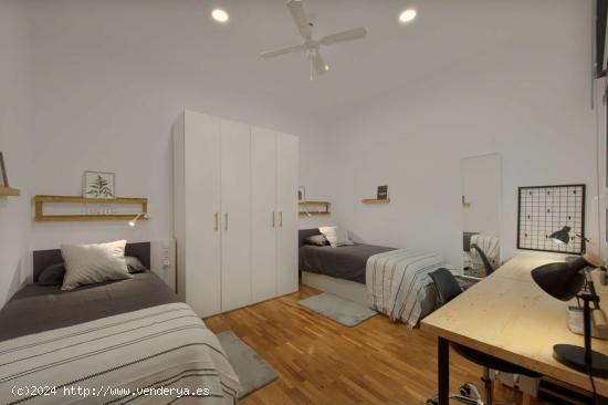 Cama en habitación compartida en piso de 6 habitaciones en Barcelona - BARCELONA