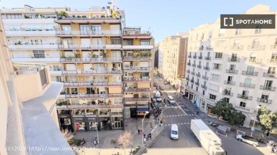 Habitaciones en alquiler en el apartamento de 6 dormitorios en Sant Gervasi - BARCELONA