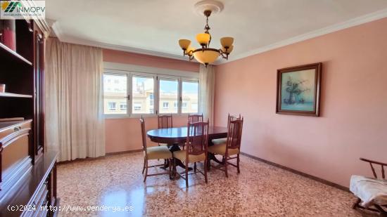 SE VENDE PISO DE 4 HABITACIONES EN EL CENTRO DE VINAROS! - CASTELLON