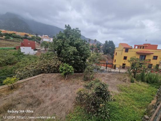 Solar Urbano de 609m² en venta en la calle de San Benito, Los Realejos. - SANTA CRUZ DE TENERIFE