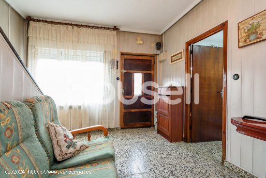 Casa en venta de 95 m² Calle el Casal, 33930 Langreo (Asturias)