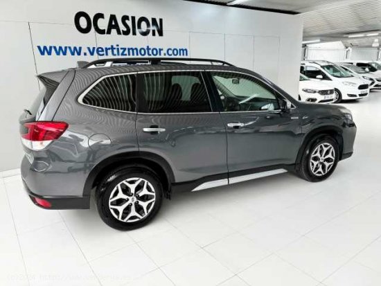 Subaru Forester Híbrido ( 2.0i Hybrid Executive Plus CVT )  - Astigarraga