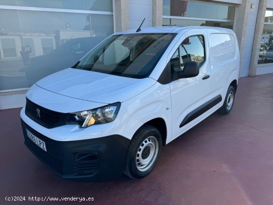 Peugeot Partner PRO STANDARD 600KG BLUEHDI 100 S&S - Alzira