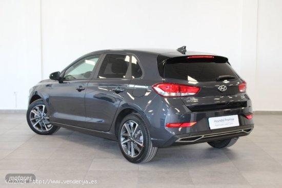 Hyundai i30 1.5 DPI Klass SLX de 2023 con 12.220 Km por 19.990 EUR. en Cadiz