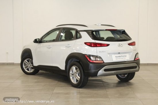 Hyundai Kona 1.0 TGDI MAXX 120CV de 2023 con 10.403 Km por 20.490 EUR. en Cadiz