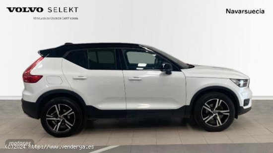 Volvo XC40 XC40 T3 R-Desing Automatico de 2020 con 67.511 Km por 29.300 EUR. en Navarra