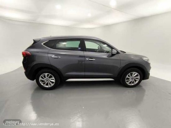 Hyundai Tucson 1.6 GDI BD Tecno 4x2 131 de 2017 con 87.900 Km por 15.900 EUR. en Barcelona