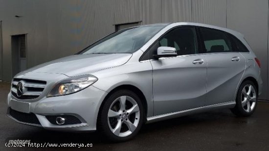 Mercedes Clase B B 180 cdi  GPS Piel  de 2014 con 98.000 Km por 13.900 EUR. en Granada