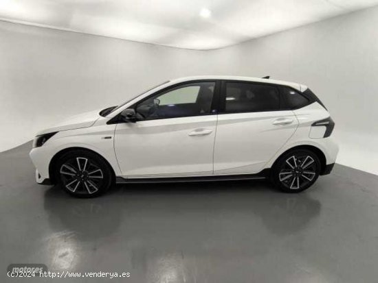 Hyundai i20 1.2 MPI Nline 30 Aniversario de 2023 con 12.700 Km por 17.900 EUR. en Barcelona