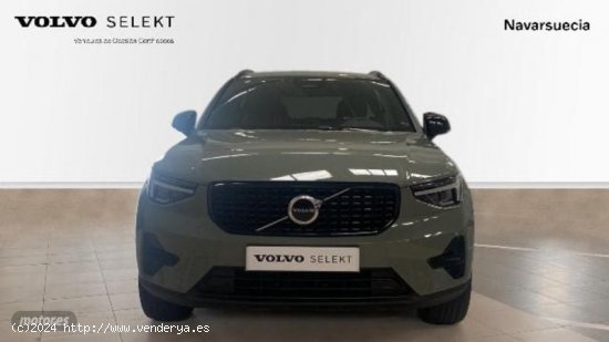 Volvo XC40 XC40 Plus, B3 mild hybrid, Gasolina, Dark de 2023 con 23.531 Km por 36.900 EUR. en Navarr