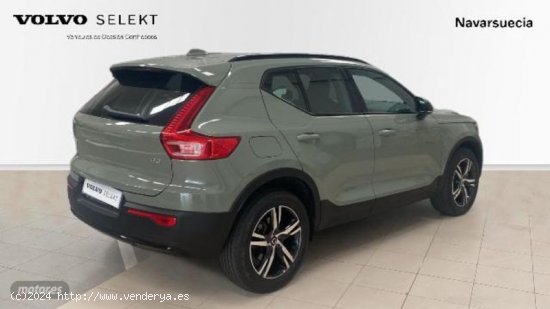 Volvo XC40 XC40 Plus, B3 mild hybrid, Gasolina, Dark de 2023 con 23.531 Km por 36.900 EUR. en Navarr