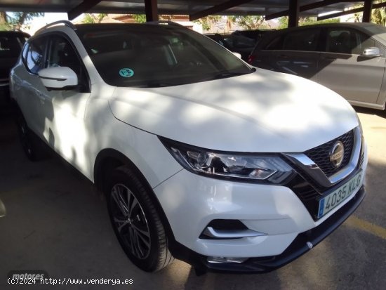 Nissan Qashqai 1.6 DCI 130 CV. de 2018 con 99.000 Km por 17.000 EUR. en Murcia