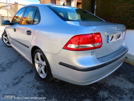 Saab 9 3 2.0 TURBO SPORT-PIEL-KLIMATIZADOR-LLANTAS-ALARMA de 2003 con 277.000 Km por 2.700 EUR. en G