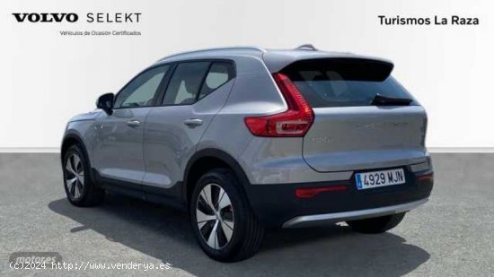 Volvo XC40 TODOTERRENO 1.5 T2 CORE AUTO 129CV 5P de 2023 con 25.894 Km por 30.900 EUR. en Sevilla