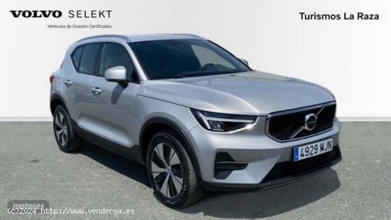 Volvo XC40 TODOTERRENO 1.5 T2 CORE AUTO 129CV 5P de 2023 con 25.894 Km por 30.900 EUR. en Sevilla