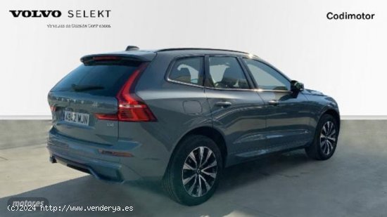 Volvo XC 60 XC60 PLUS B4 (DIESEL) DARK AUTOMATICO de 2023 con 10.742 Km por 45.990 EUR. en Sevilla