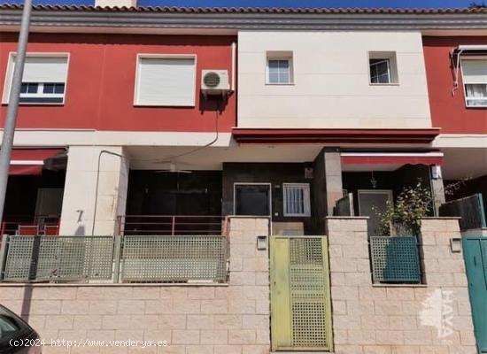 SE VENDE Chalet adosado en venta en Calle Costa Blanca, 03610, Petrer (Alicante) - ALICANTE