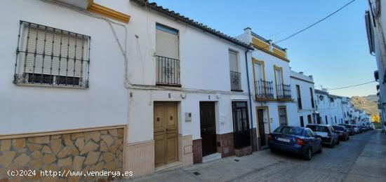 CASA ADOSADA EN VENTA EN OLVERA - CADIZ