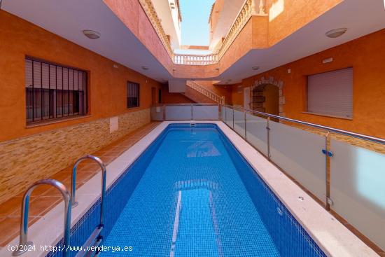 ÁTICO CON PISCINA Y SOLARIUM JUNTO A RODA GOLF - MURCIA