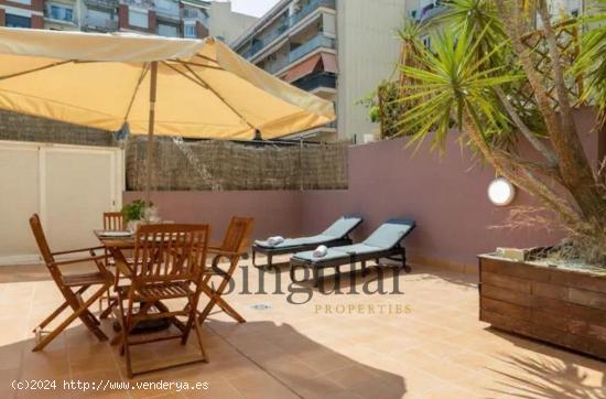 Exclusivo piso con terraza de 70 m2 a 500m de la Sagrada Familia - BARCELONA