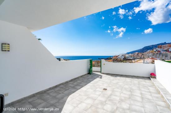 Una casa adosada con vistas al mar en Puerto de Santiago - SANTA CRUZ DE TENERIFE