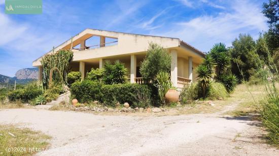 CHALET EN EL CAMPO - BALEARES