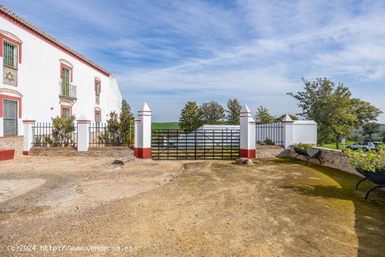 Se Vende en Palomares del Rio - SEVILLA