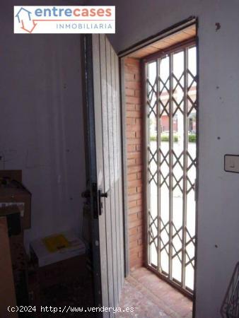 LOCAL COMERCIAL ZONA BALADRE PUERTO DE SAGUNTO REFORMADO - VALENCIA